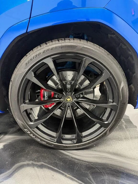 2019 Lamborghini Urus - Image 30 of 31