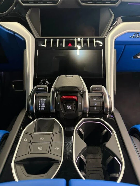 2019 Lamborghini Urus - Image 5 of 31