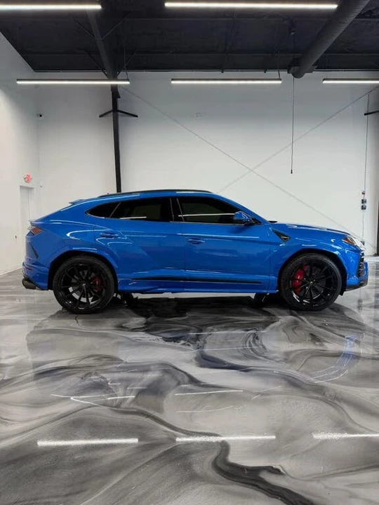 2019 Lamborghini Urus - Image 17 of 31