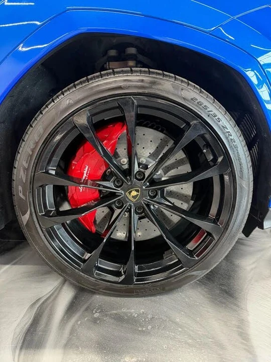 2019 Lamborghini Urus - Image 28 of 31