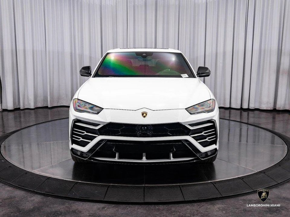 2019 Lamborghini Urus - Image 3 of 31
