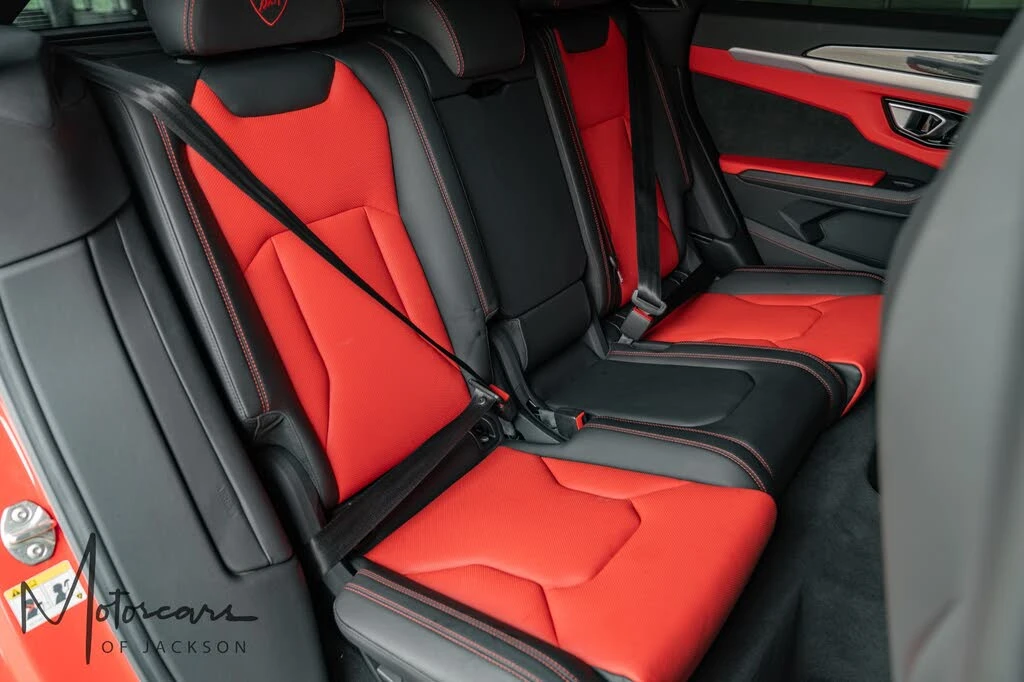 2019 Lamborghini Urus - Image 17 of 31