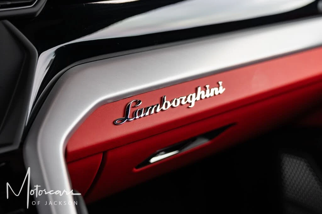 2019 Lamborghini Urus - Image 21 of 31