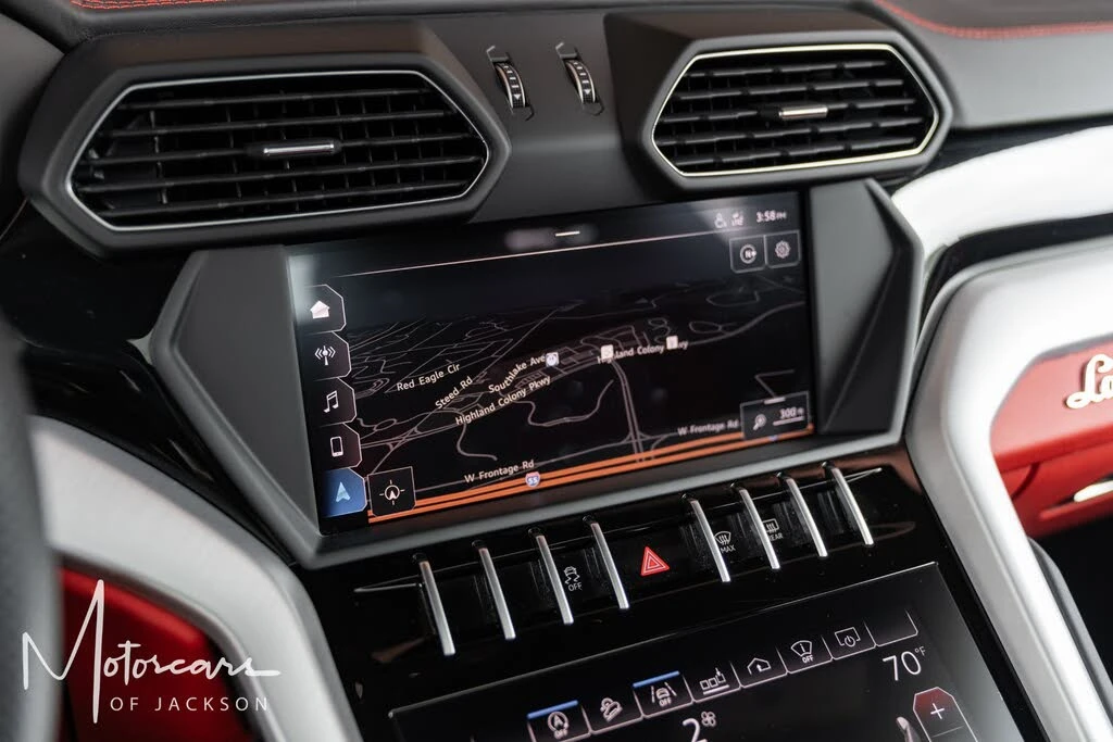 2019 Lamborghini Urus - Image 22 of 31