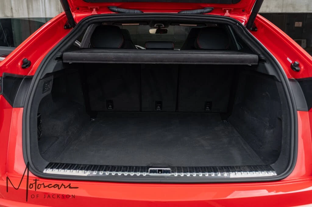 2019 Lamborghini Urus - Image 12 of 31