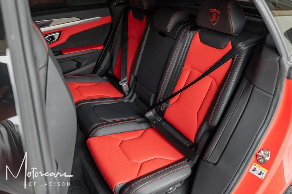 2019 Lamborghini Urus - Image 16 of 31
