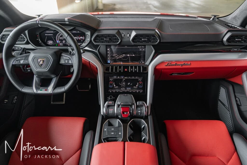 2019 Lamborghini Urus - Image 10 of 31
