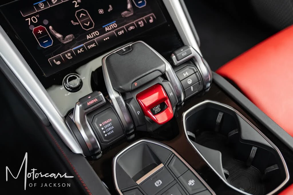 2019 Lamborghini Urus - Image 25 of 31