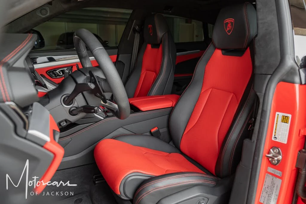 2019 Lamborghini Urus - Image 14 of 31