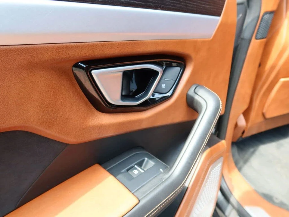 2019 Lamborghini Urus - Image 22 of 30