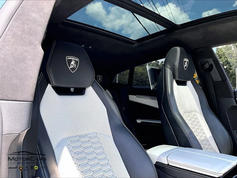 2019 Lamborghini Urus - Image 29 of 30