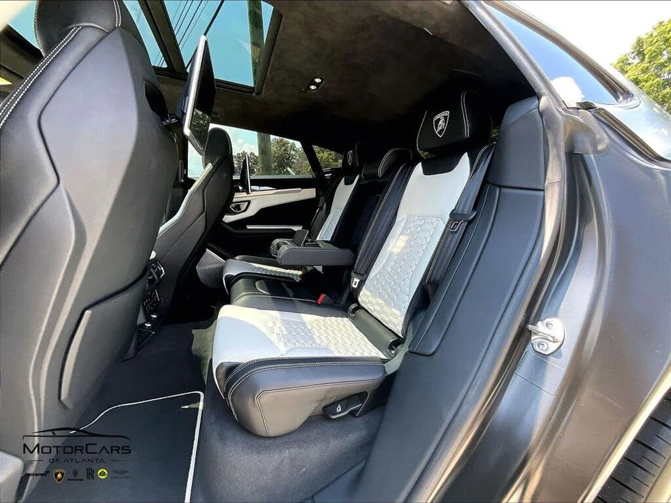 2019 Lamborghini Urus - Image 23 of 30