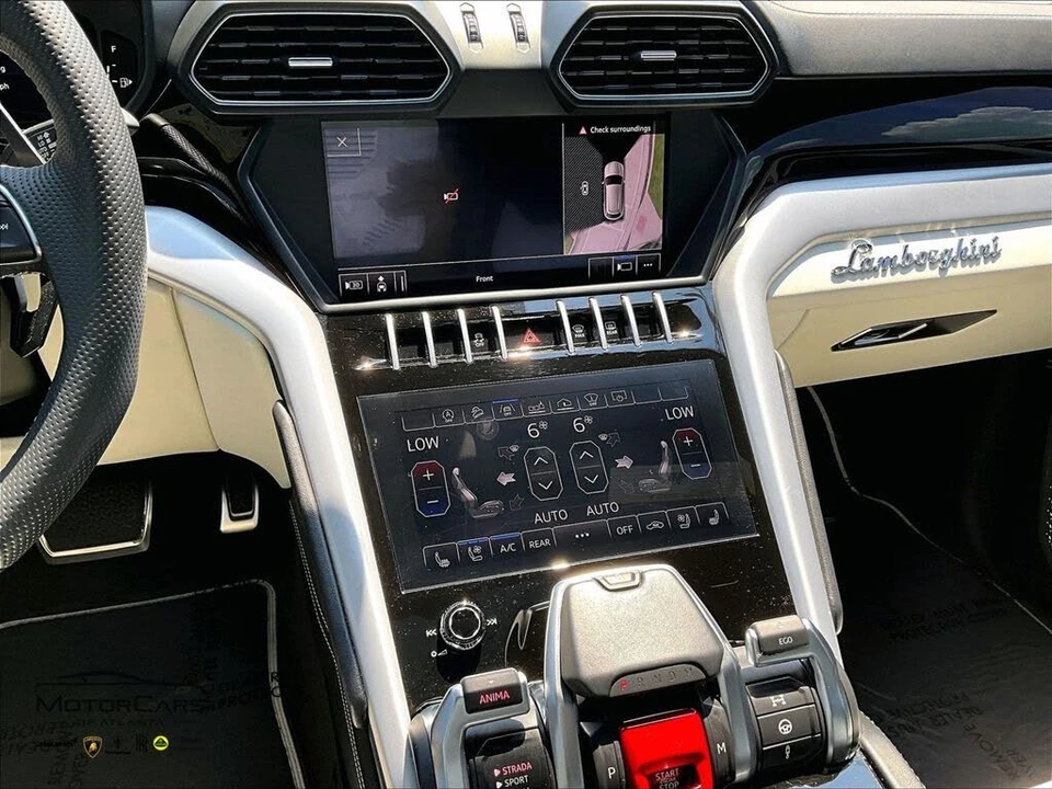 2019 Lamborghini Urus - Image 7 of 30