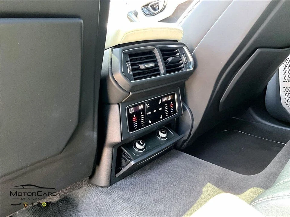 2019 Lamborghini Urus - Image 28 of 30