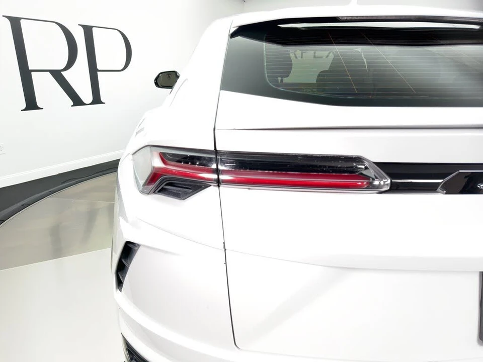 2019 Lamborghini Urus - Image 15 of 26