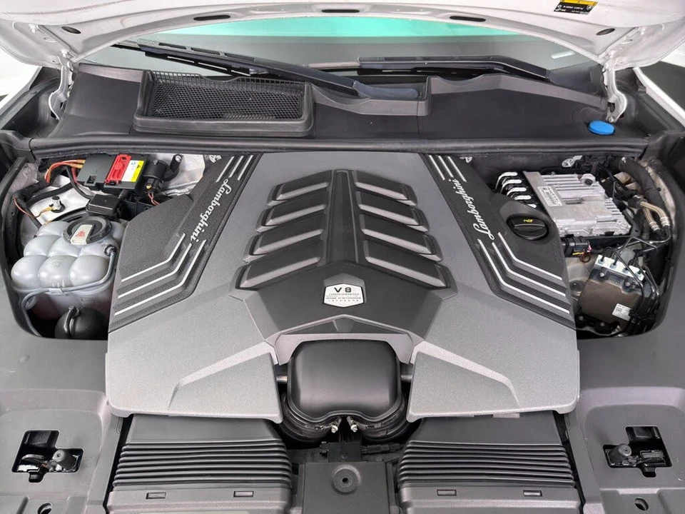 2019 Lamborghini Urus - Image 22 of 26