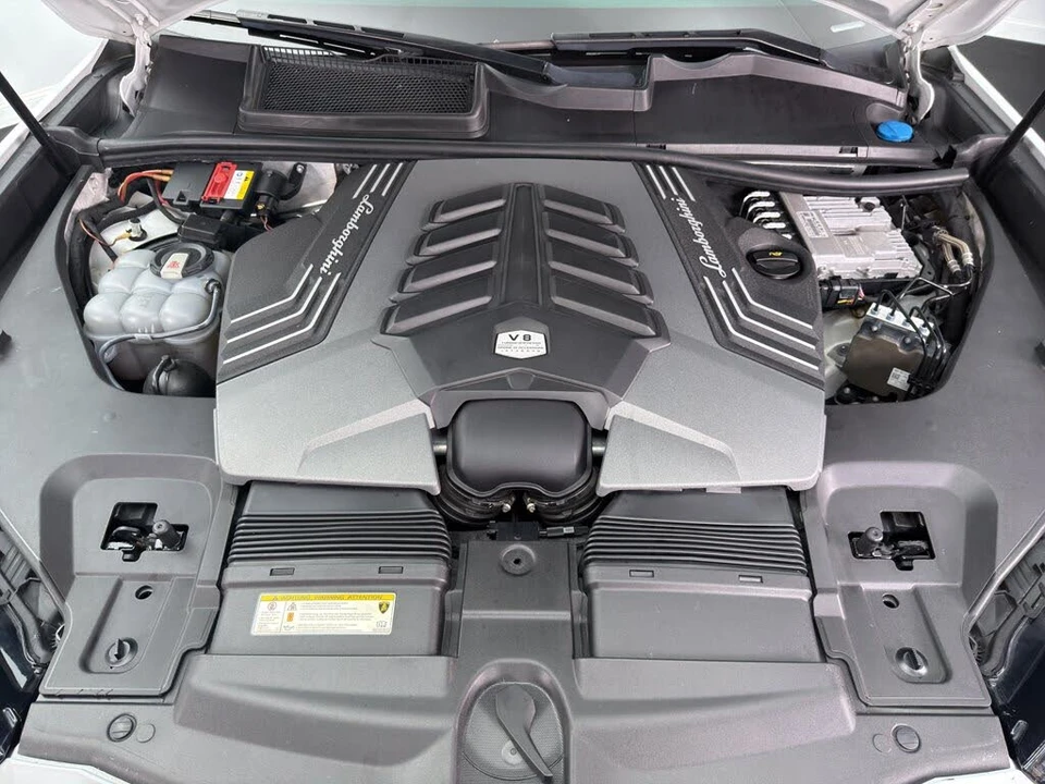 2019 Lamborghini Urus - Image 22 of 26