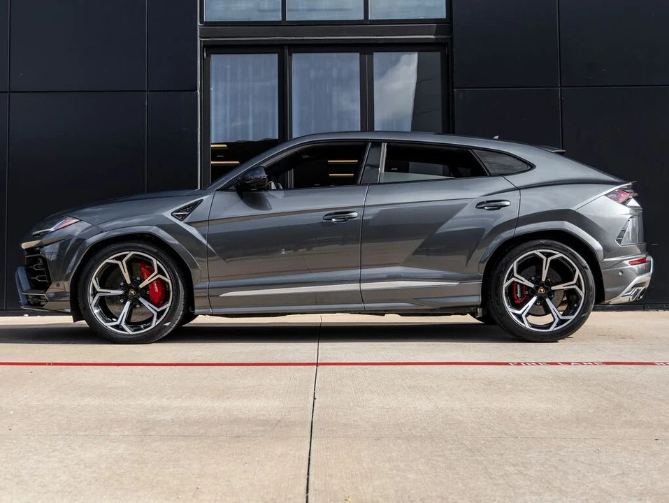 2019 Lamborghini Urus - Image 9 of 31