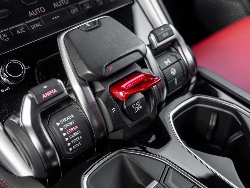 2019 Lamborghini Urus - Image 31 of 31