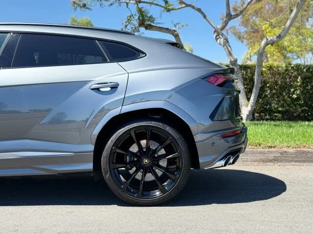 2019 Lamborghini Urus - Image 4 of 31