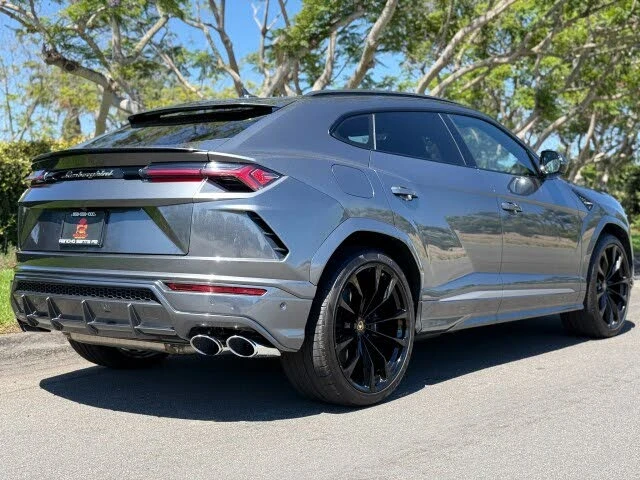 2019 Lamborghini Urus - Image 7 of 31