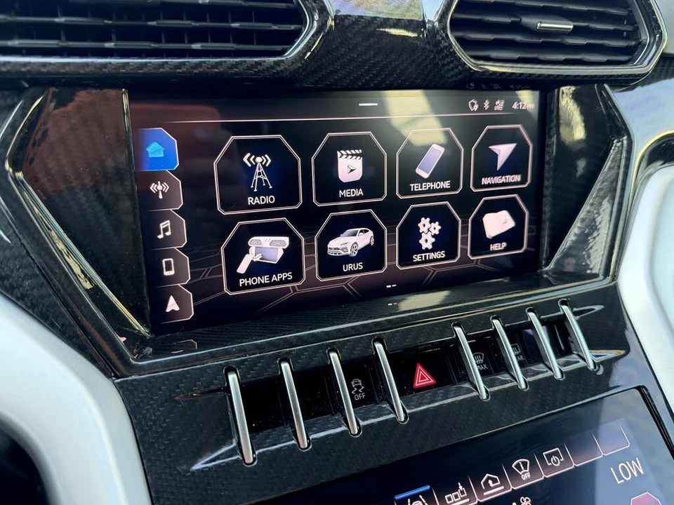 2019 Lamborghini Urus - Image 21 of 25