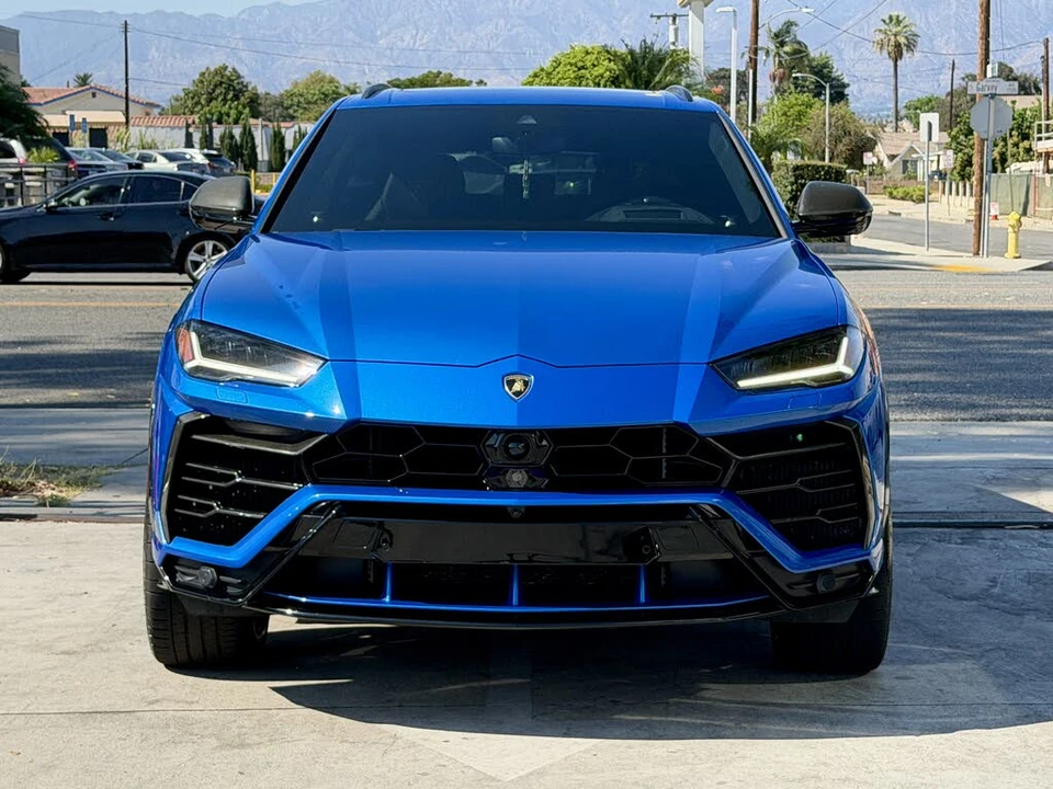 2019 Lamborghini Urus - Image 4 of 25