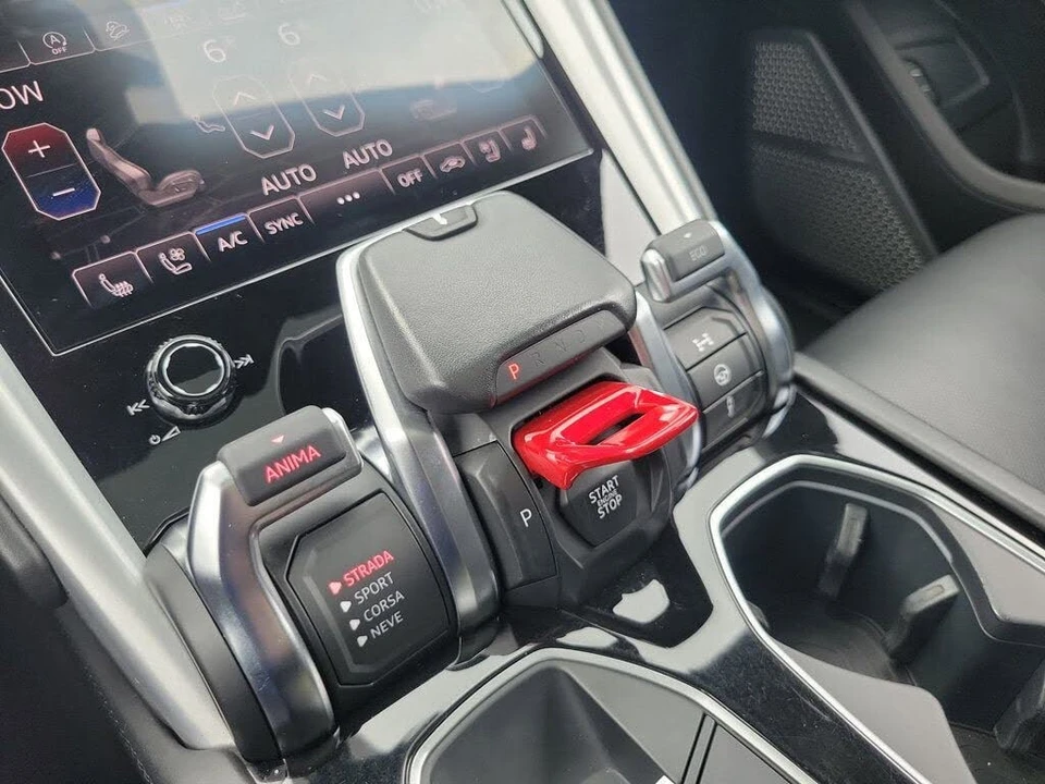 2019 Lamborghini Urus - Image 17 of 29