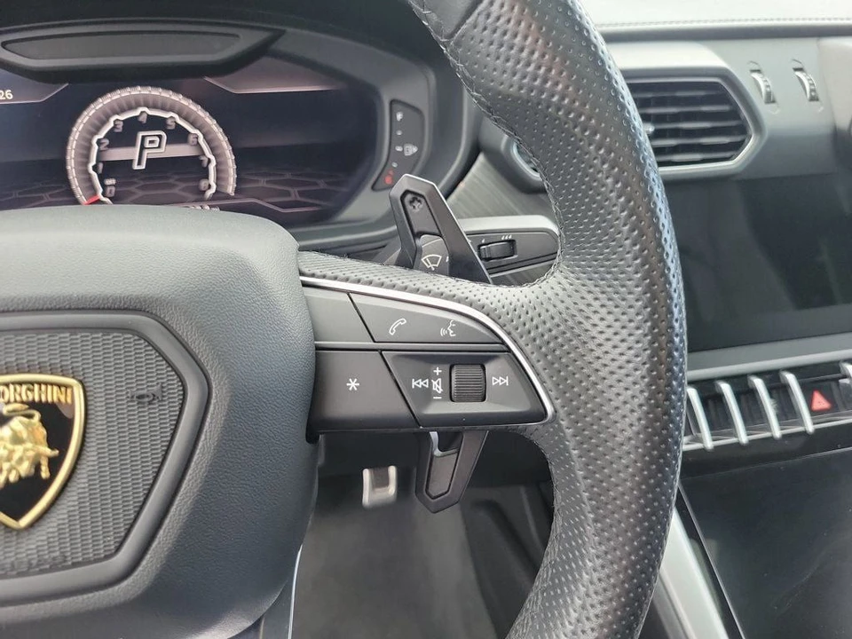 2019 Lamborghini Urus - Image 23 of 29