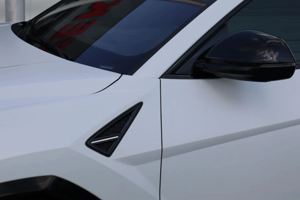2019 Lamborghini Urus - Image 11 of 31