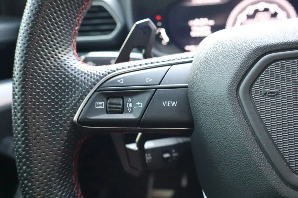 2019 Lamborghini Urus - Image 28 of 31