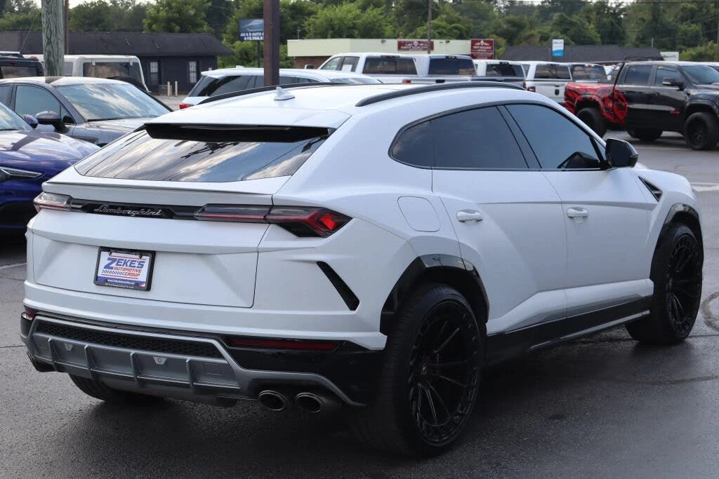 2019 Lamborghini Urus - Image 7 of 31