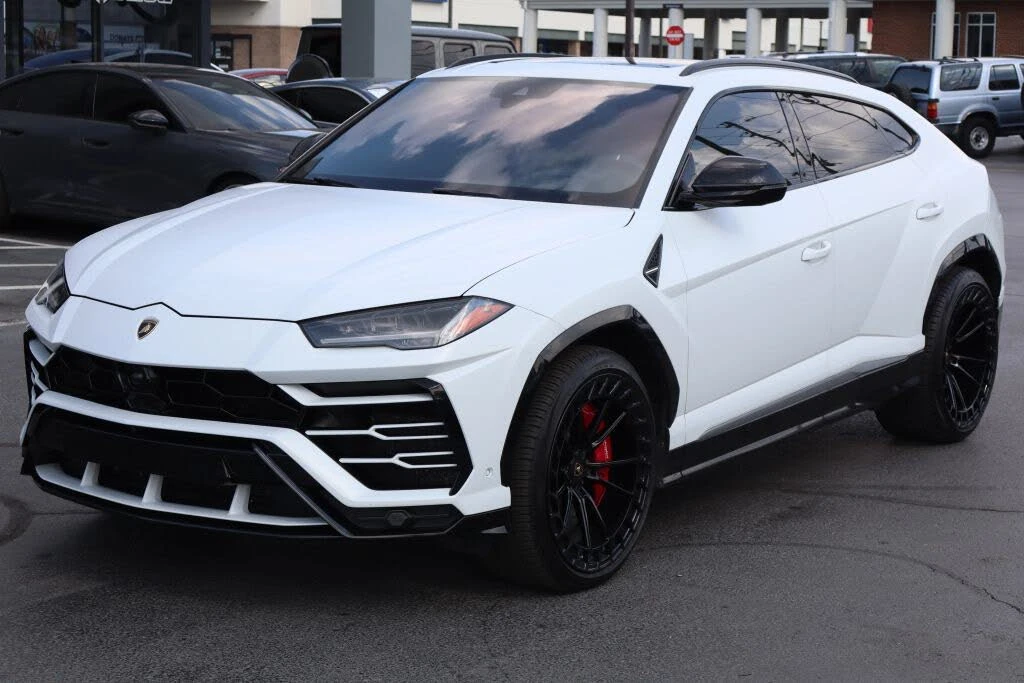 2019 Lamborghini Urus - Image 3 of 31