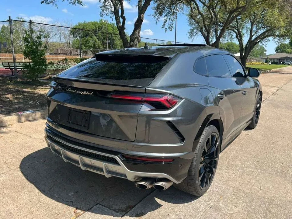 2019 Lamborghini Urus - Image 5 of 13