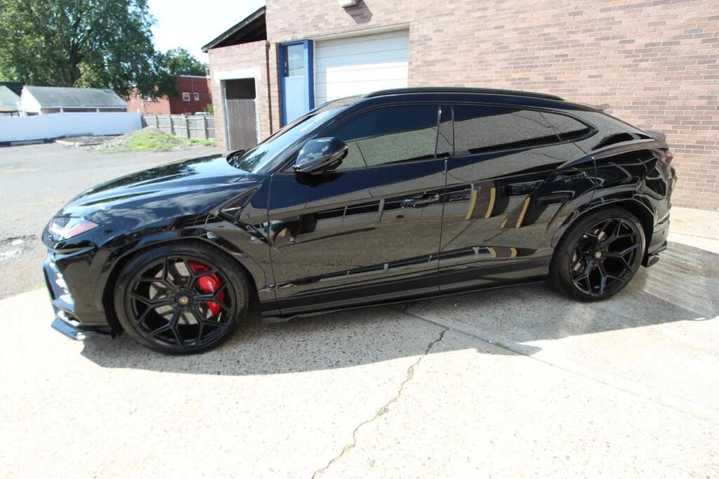 2019 Lamborghini Urus - Image 3 of 31