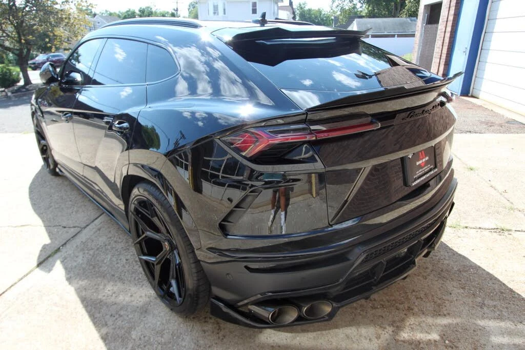 2019 Lamborghini Urus - Image 6 of 31