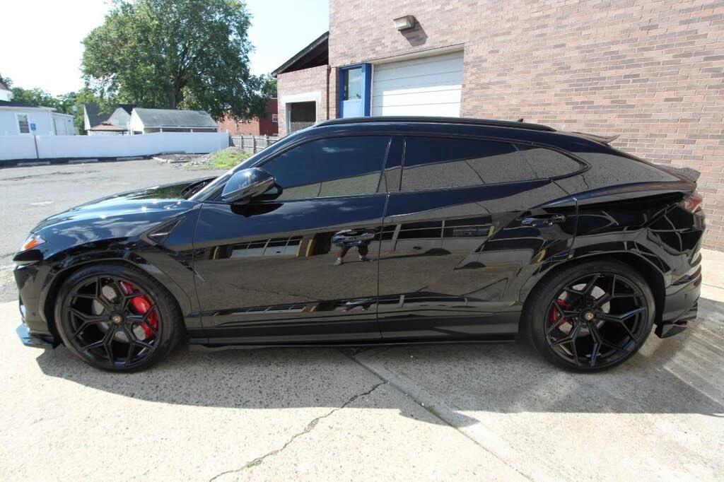 2019 Lamborghini Urus - Image 4 of 31