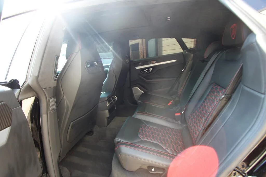2019 Lamborghini Urus - Image 27 of 31