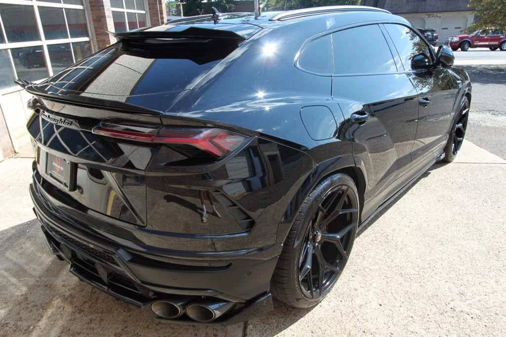 2019 Lamborghini Urus - Image 8 of 31