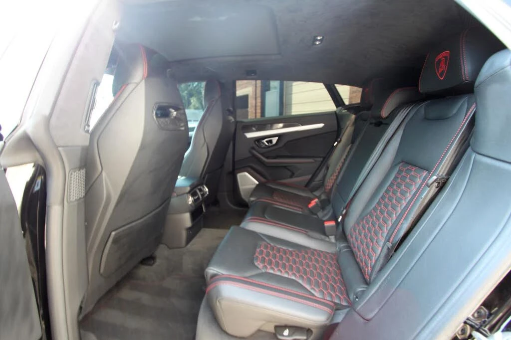 2019 Lamborghini Urus - Image 28 of 31