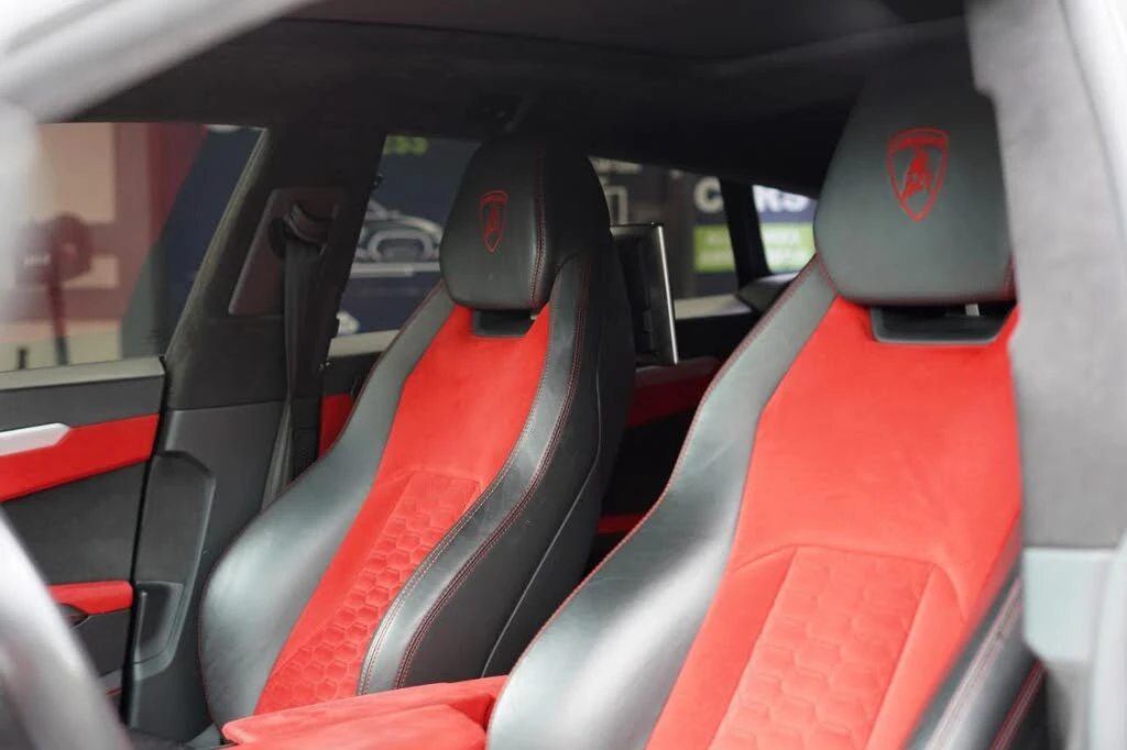 2019 Lamborghini Urus - Image 18 of 21