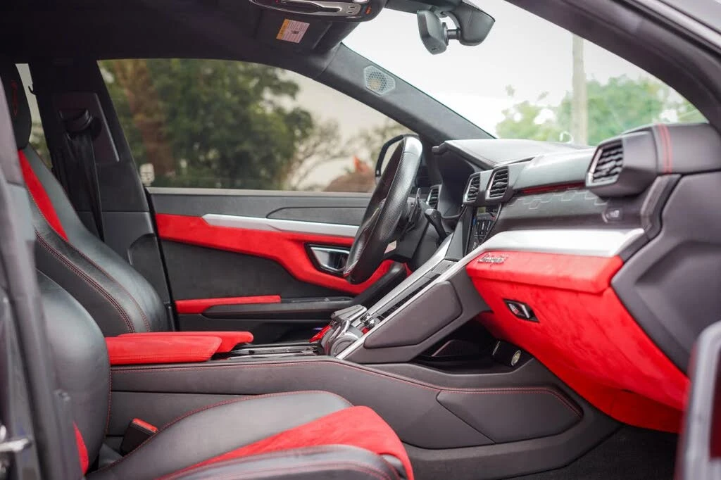 2019 Lamborghini Urus - Image 9 of 21