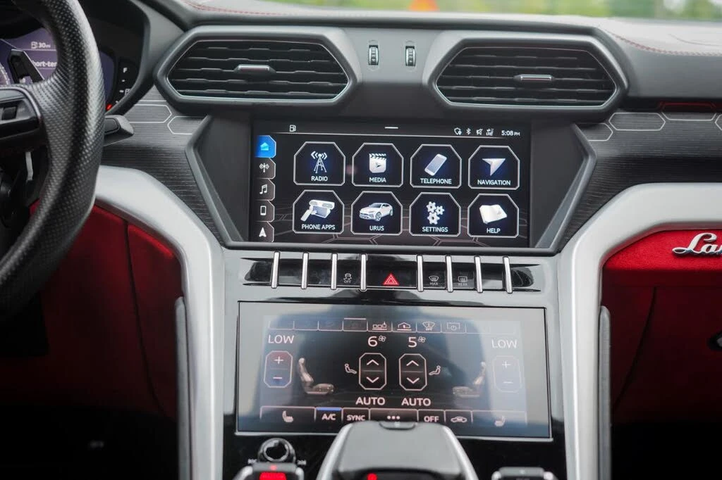 2019 Lamborghini Urus - Image 13 of 21