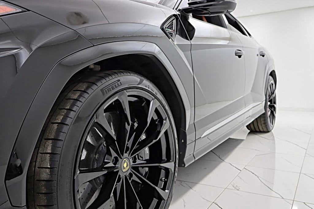 2019 Lamborghini Urus - Image 16 of 31