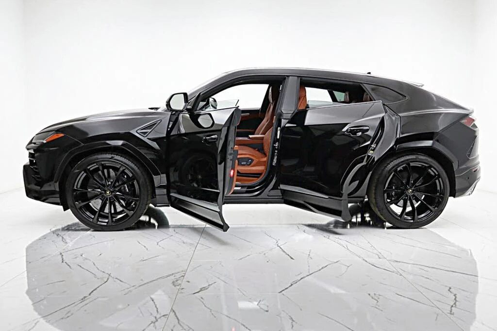 2019 Lamborghini Urus - Image 4 of 31