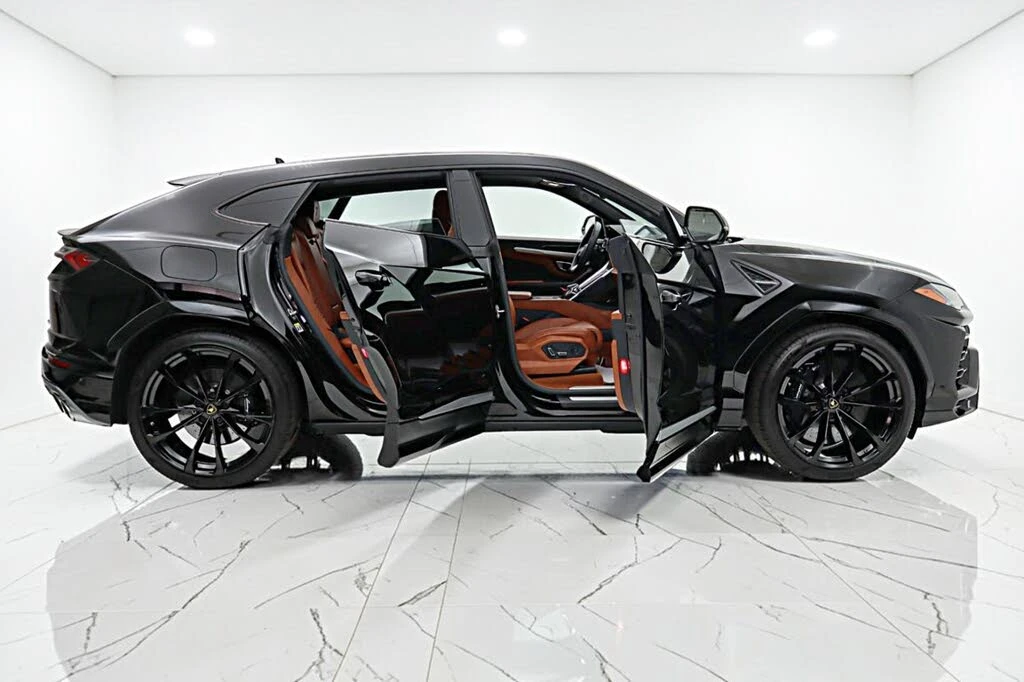 2019 Lamborghini Urus - Image 18 of 31