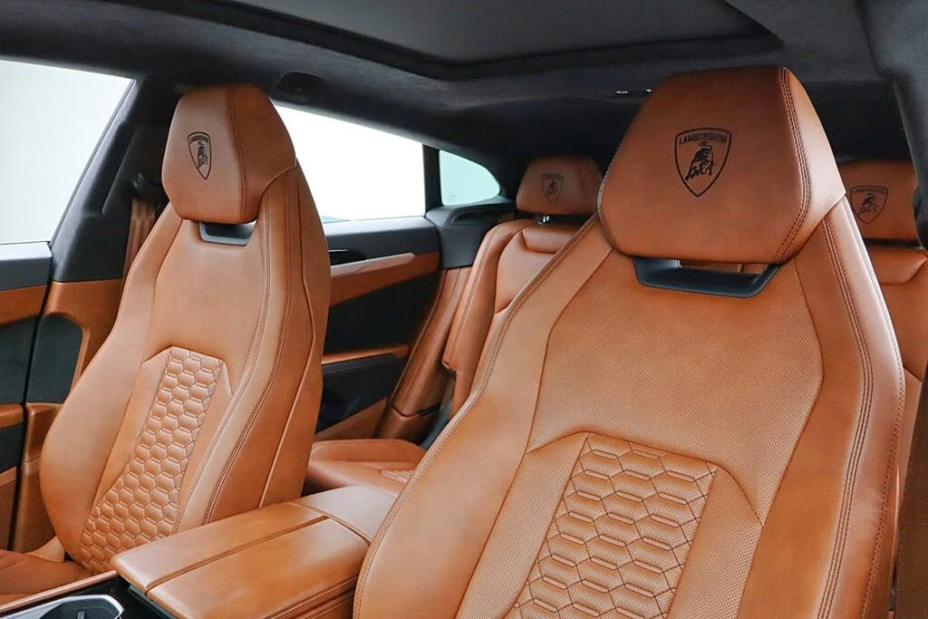 2019 Lamborghini Urus - Image 30 of 31