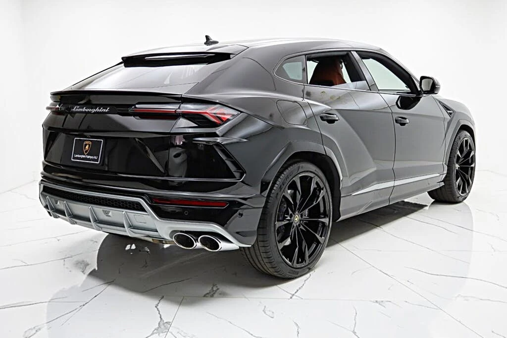 2019 Lamborghini Urus - Image 12 of 31