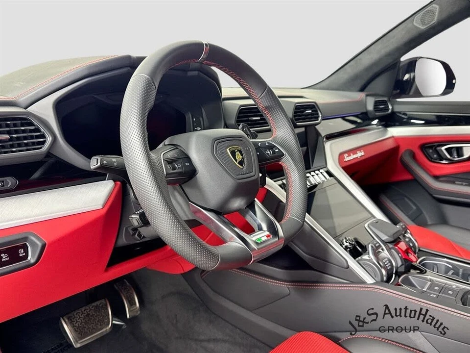 2019 Lamborghini Urus - Image 9 of 31