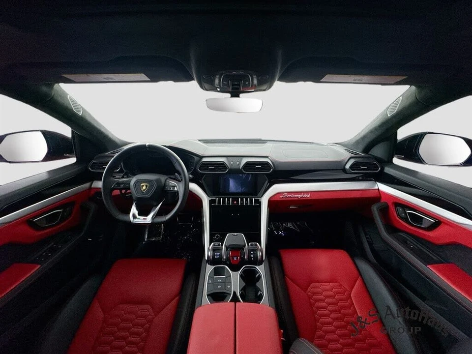2019 Lamborghini Urus - Image 29 of 31